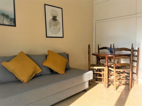 Apartamento 1� Linea de Mar En Zona Horta - 127a