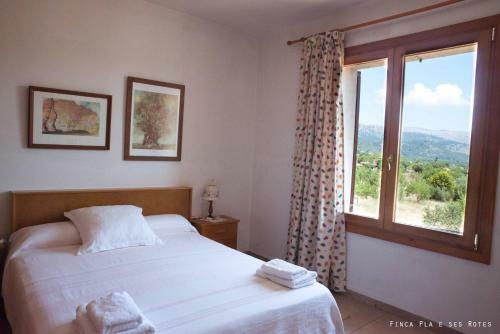 Villa Ses Rotes With Pool In Mallorca