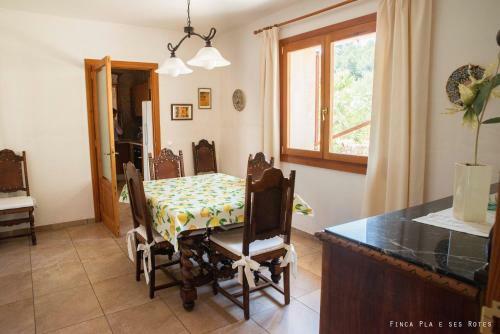 Villa Ses Rotes With Pool In Mallorca