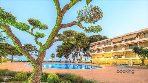 Apartamento Internacional Cambrils, Climatizado Y Con Piscina