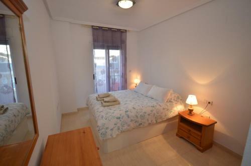 Apartamento Los Pinos I Ref 206