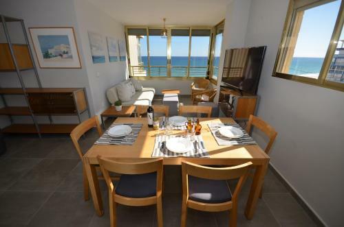 Apartamento Torre Edinso -ref254