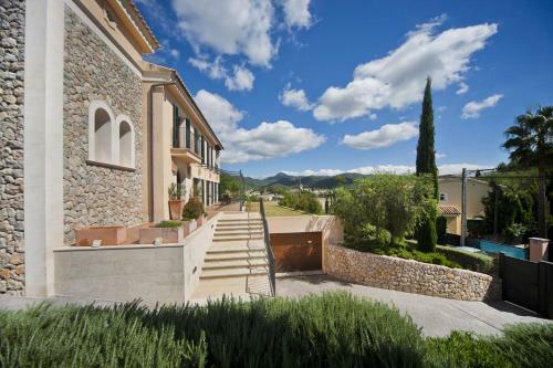Es Capdella Villa Sleeps 10 With Pool Air Con And Wifi