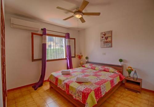 Casas de Torrat Villa Sleeps 7 Pool Air Con T792055
