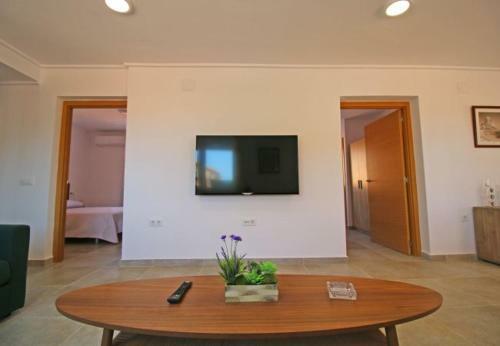 Casas de Torrat Villa Sleeps 17 Pool Air Con Wifi
