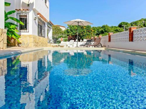 La Fustera Villa Sleeps 9 With Pool And Air Con