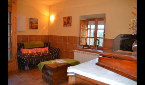Casserres Villa Sleeps 9 With Pool