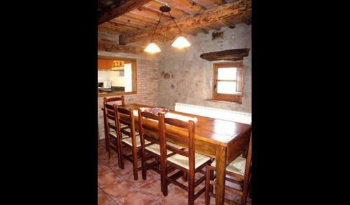 Casserres Villa Sleeps 12 With Pool