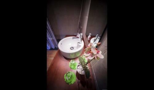 Casserres Villa Sleeps 20 With Pool