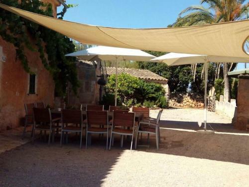 Beautiful Rustic Mallorcan House With Private Pool Near Cas Concos