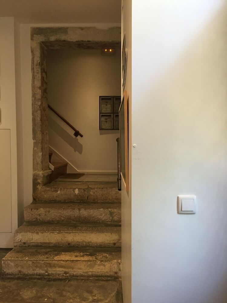 54 Santa Catarina Apartments