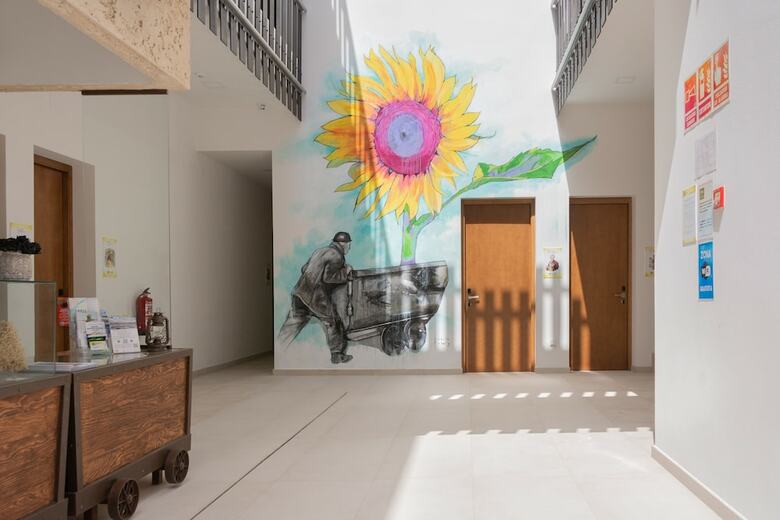 Hostal La Mina