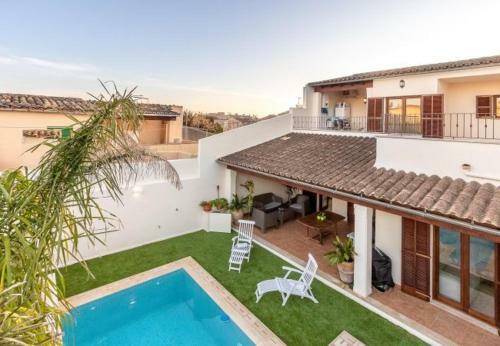 Consell Villa Sleeps 6 With Pool Air Con And Wifi