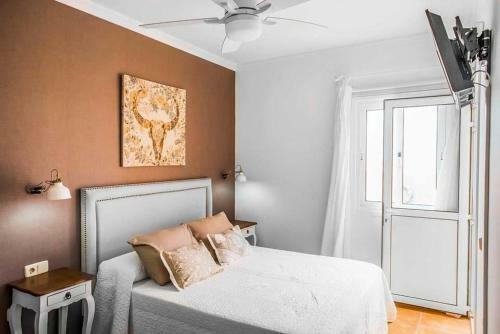 Corralejo Villa Sleeps 10 Pool Wifi T808266