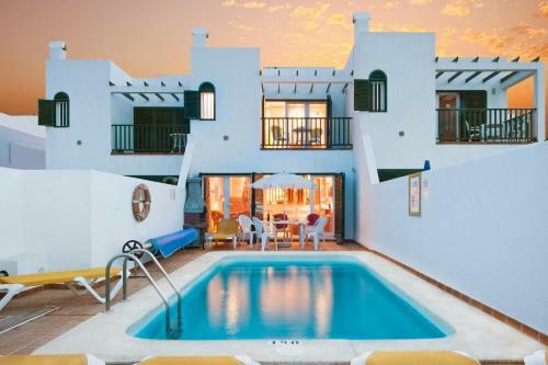 Villas Laras