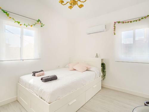Cheerful Holiday Home In Cullera Near River