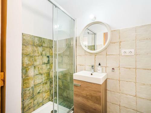 Cheerful Holiday Home In Cullera Near River