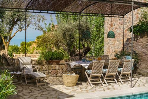 Deia Town House Sleeps 8 With Pool And Air Con