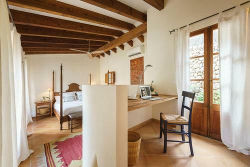 Deia Town House Sleeps 8 With Pool And Air Con