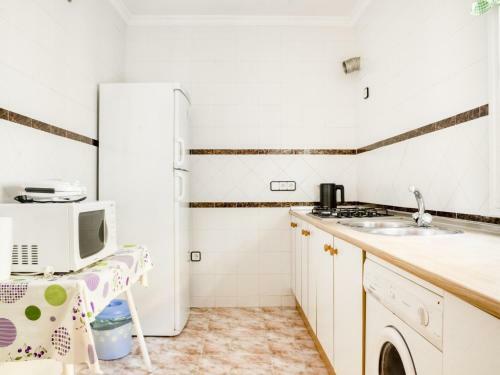 Simplistic Holiday Home In El Bosque Near The Forest