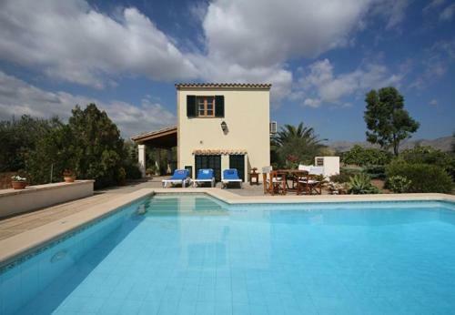 Es Barcares Villa Sleeps 2 With Pool Air Con And Wifi