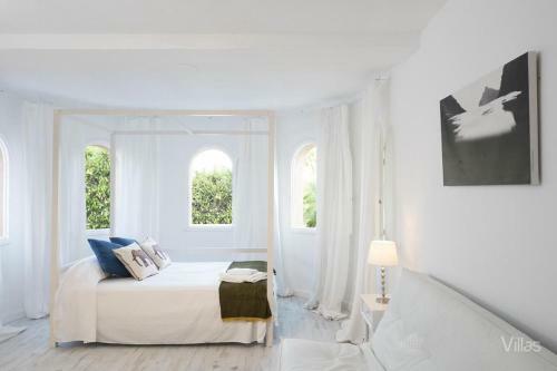 Port de Pollenca Villa Sleeps 8 With Pool And Air Con