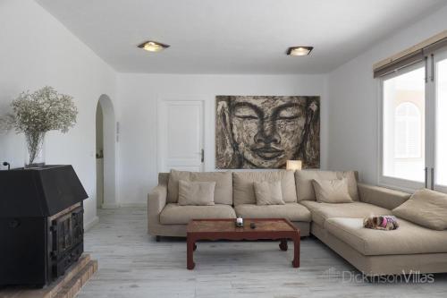 Port de Pollenca Villa Sleeps 8 With Pool And Air Con