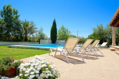 Beach Villa Arlos