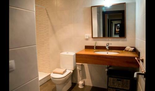 Serrat Villa Sleeps 6 With Pool