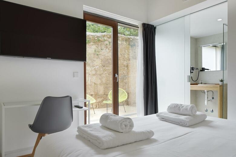 Hostal Estella Rooms - Autocheckin
