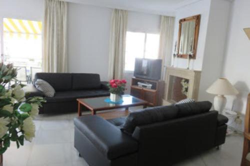 Apartamento Stunning 3-bed Penthouse In Estepona