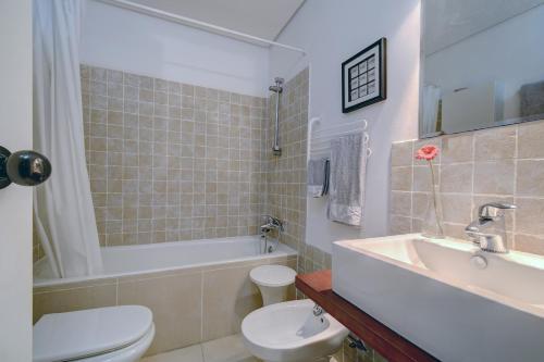 Lovely Apartment Overlooking The Port (Pp-1-5-d)