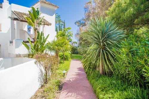 Apartamento Luxury Duplex Penthouse Alcazaba Beach - Rdr157