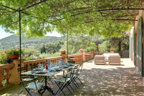 Fornells de La Selva Villa Sleeps 8 Pool T802389