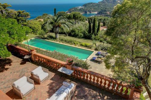 Fornells de La Selva Villa Sleeps 8 Pool T802389
