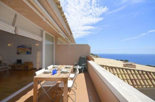 Fornells de La Selva Apartment Sleeps 4 With Pool