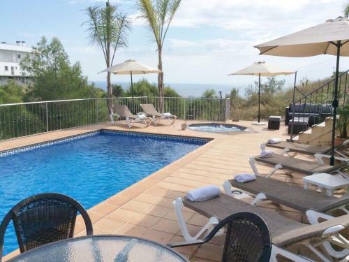 Castillo de Los Angeles, Luxury Villa With Pool And Jacuzzi