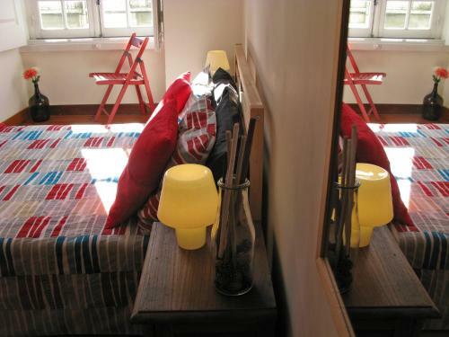 Johnies Place Lisbon Hostel