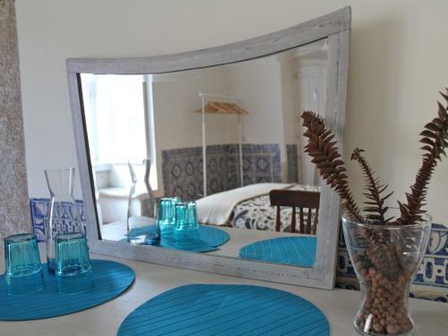 Johnies Place Lisbon Hostel