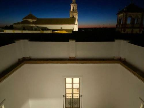 Charming Holiday Home In Fuentes de Andaluc�a With Pool