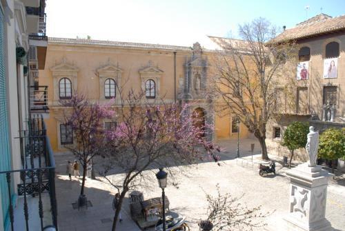Pension La Perla Granada Suites