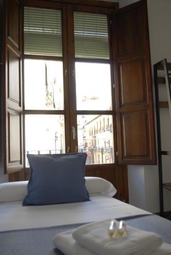 Pension La Perla Granada Suites