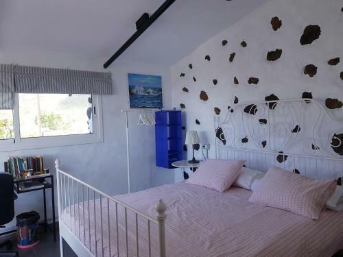 Beautiful Coastal House On A Tranquil Organic Farm