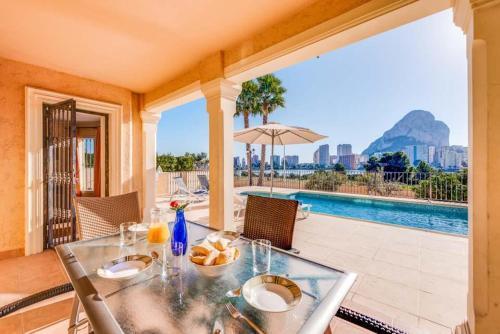 Ifac Villa Sleeps 8 With Pool Air Con And Wifi