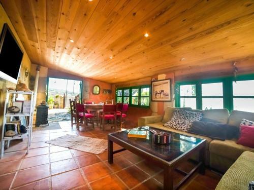 Appealing Holiday Home In La Escalona With Mountain Views