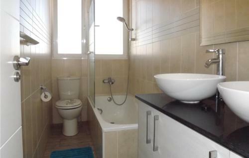 Nice Apartment In J�vea W/ Wifi And 2 Bedrooms