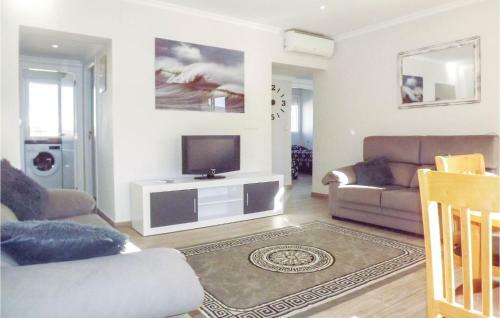 Nice Apartment In J�vea W/ Wifi And 2 Bedrooms