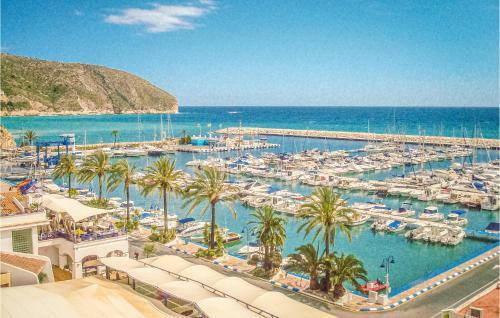 Nice Apartment In J�vea W/ Wifi And 2 Bedrooms