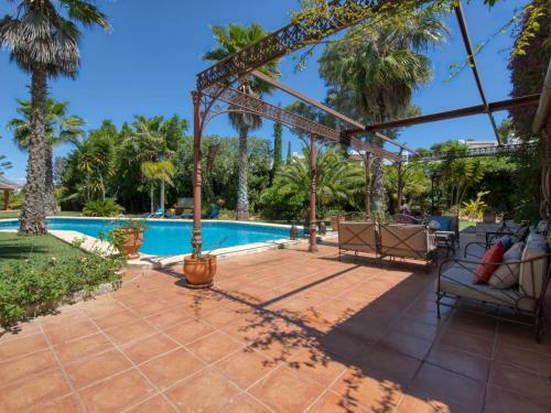 Villa Adelfa
