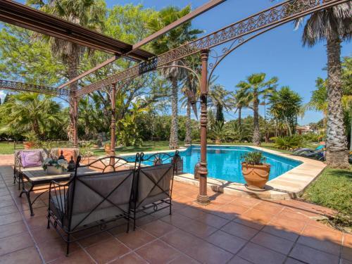 Villa Adelfa